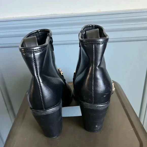 Shoes | Asos Wide Fit Elvin Western Boots With Gold Chain - Picture 3 of 5